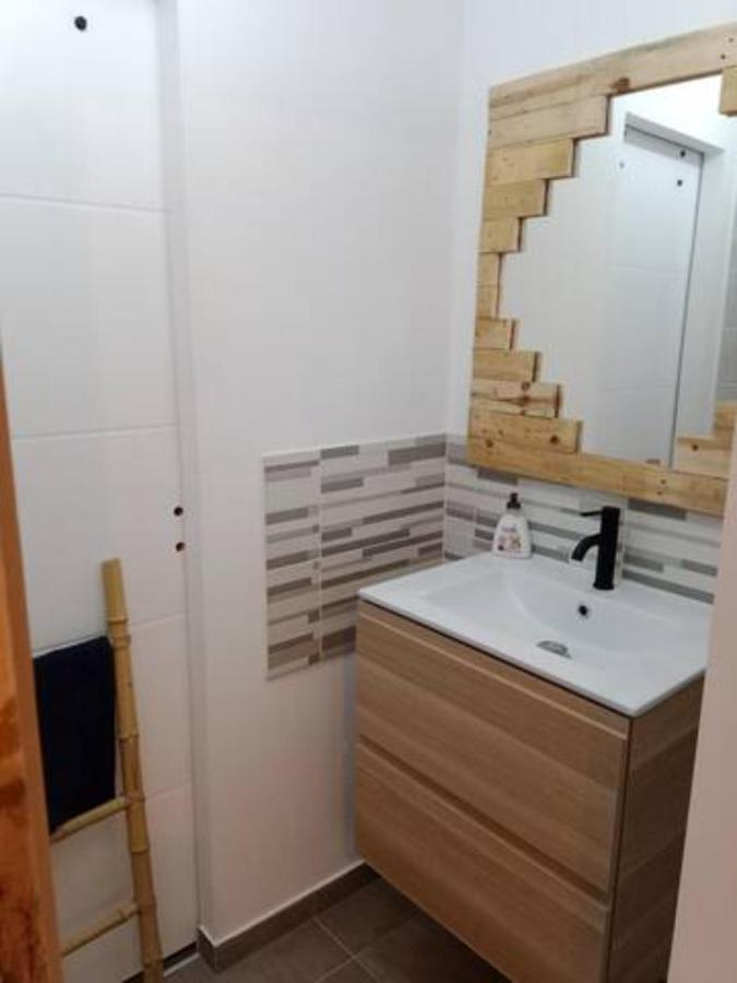 Comme A La Maison - Chambre Privee & Sde Attenante - Centre De Lorient, Vannes, Carnac Διαμέρισμα Landaul Εξωτερικό φωτογραφία